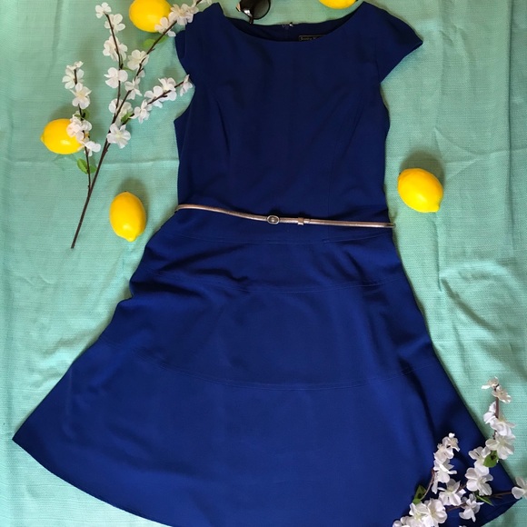 Dress - Picture 1 of 4